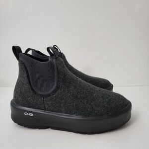 OOFOS OOmega Londoner Womens 8.5 Black & Charcoal Comfort Boots Booties Wool